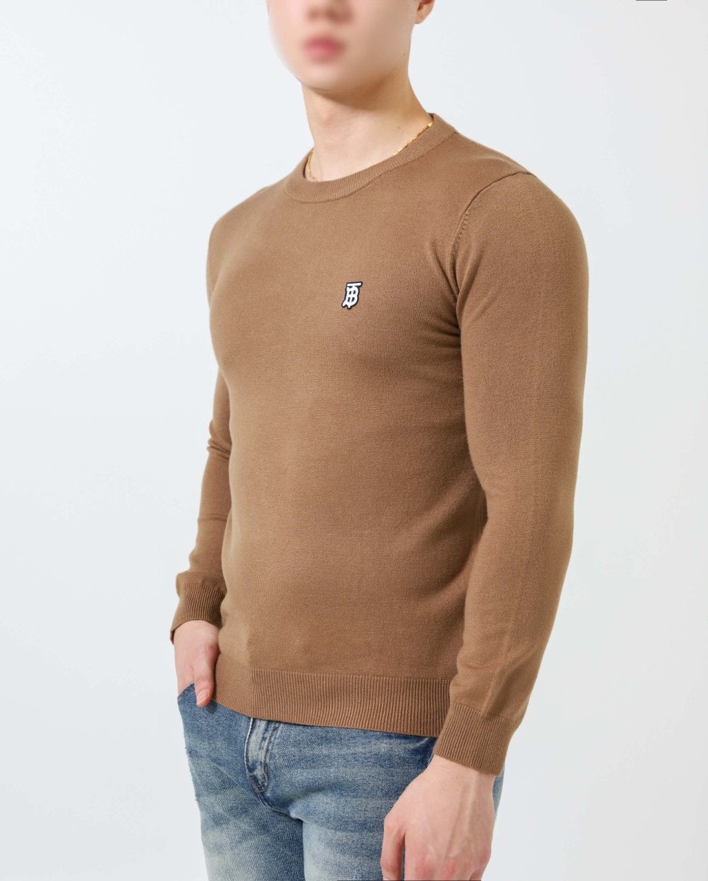 d_7aaUd018svc1hph2ursfrpdz_ew4xzd.jpg?type=e1920_std