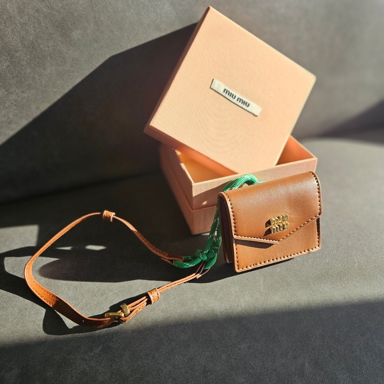 f_6b3Ud018svcadxj8lqzjb8p_824iz.jpg f_6b3Ud018svcadxj8lqzjb8p_824iz.jpg