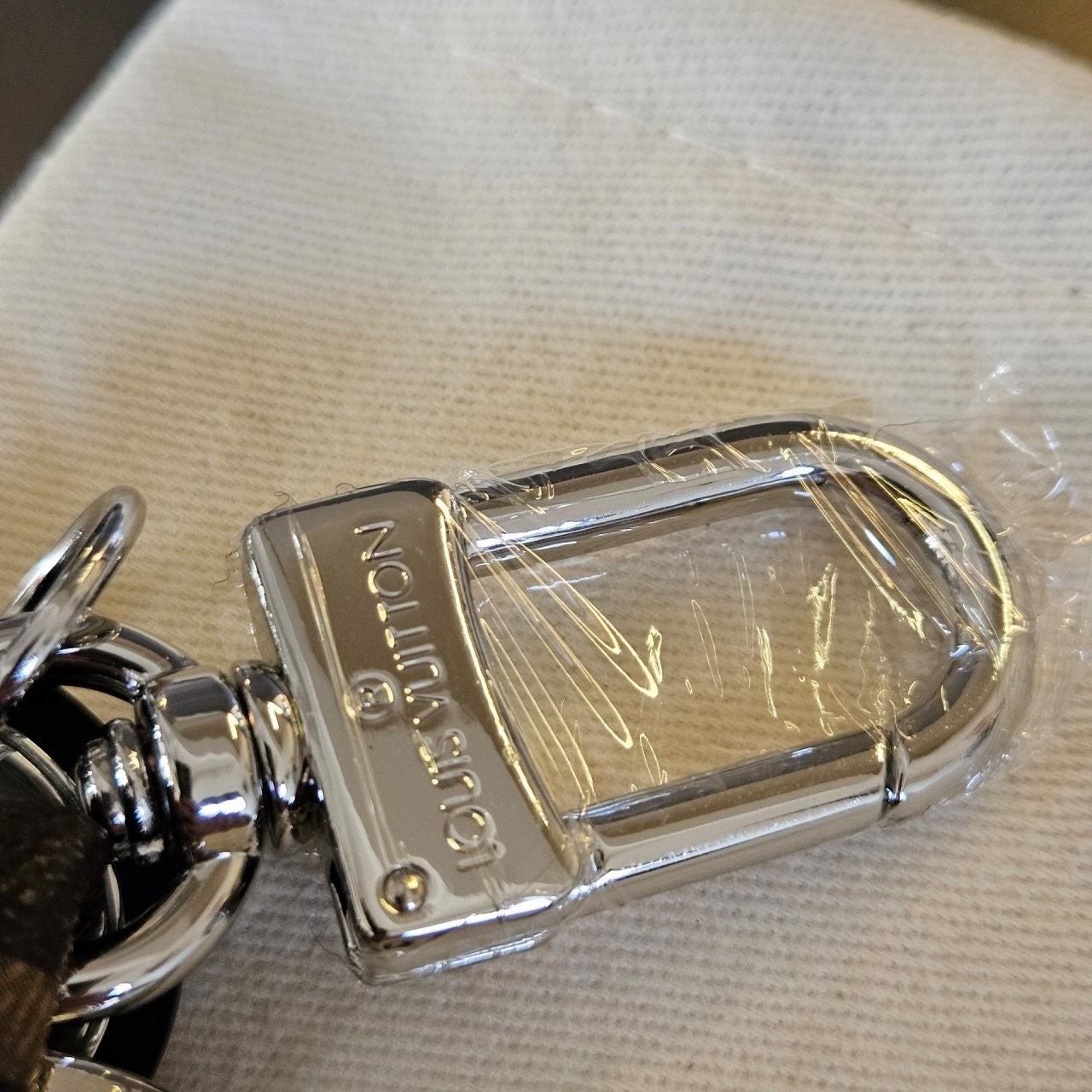 7_6b3Ud018svcxexwfam438nt_824iz.jpg 7_6b3Ud018svcxexwfam438nt_824iz.jpg