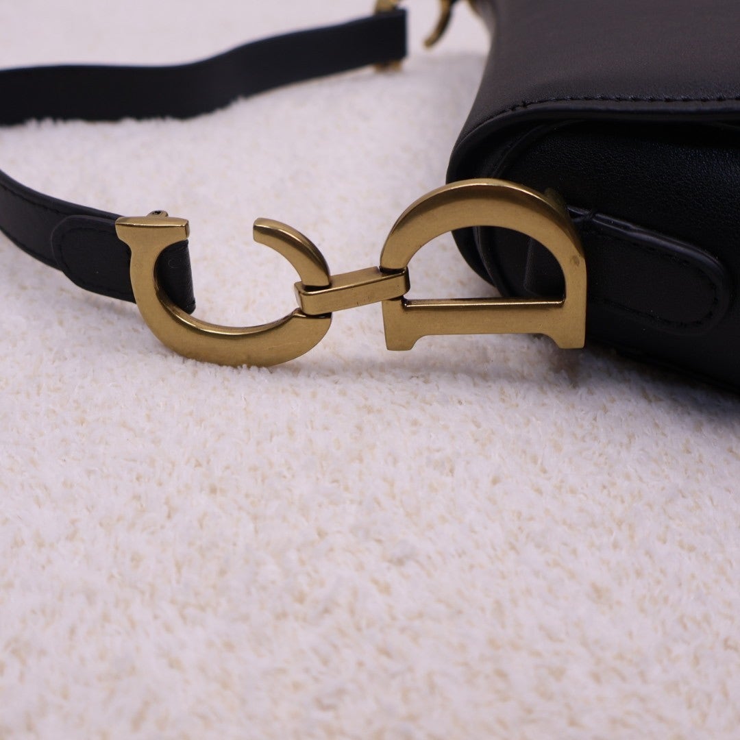 j_c15Ud018svc15i58xc3ts9sh_eg520k.jpg j_c15Ud018svc15i58xc3ts9sh_eg520k.jpg