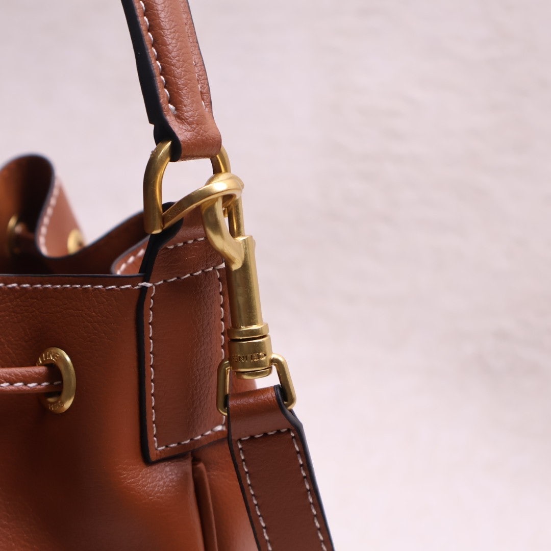 f_c14Ud018svc25hvyxqt7fhx_eg520k.jpg f_c14Ud018svc25hvyxqt7fhx_eg520k.jpg