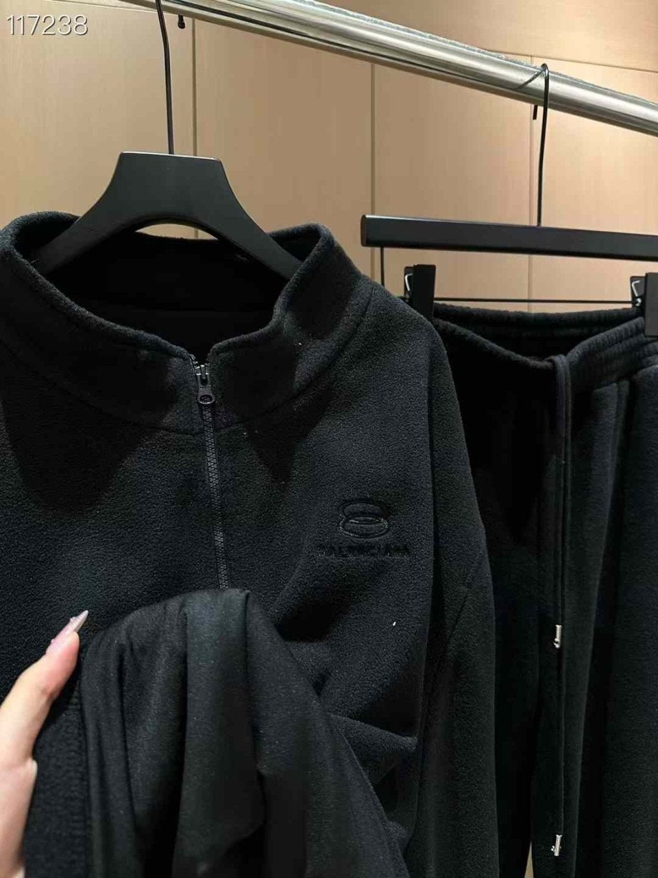 c_i63Ud018svc1man8o35sovrt_ew4xzd.jpg c_i63Ud018svc1man8o35sovrt_ew4xzd.jpg