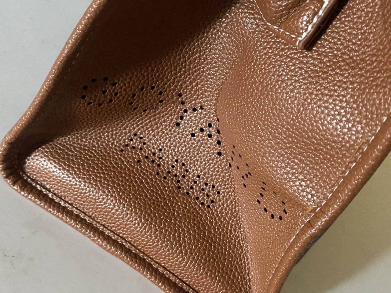 6_afdUd018svcebmk6abhqgr5_ufr0z8.jpg 6_afdUd018svcebmk6abhqgr5_ufr0z8.jpg