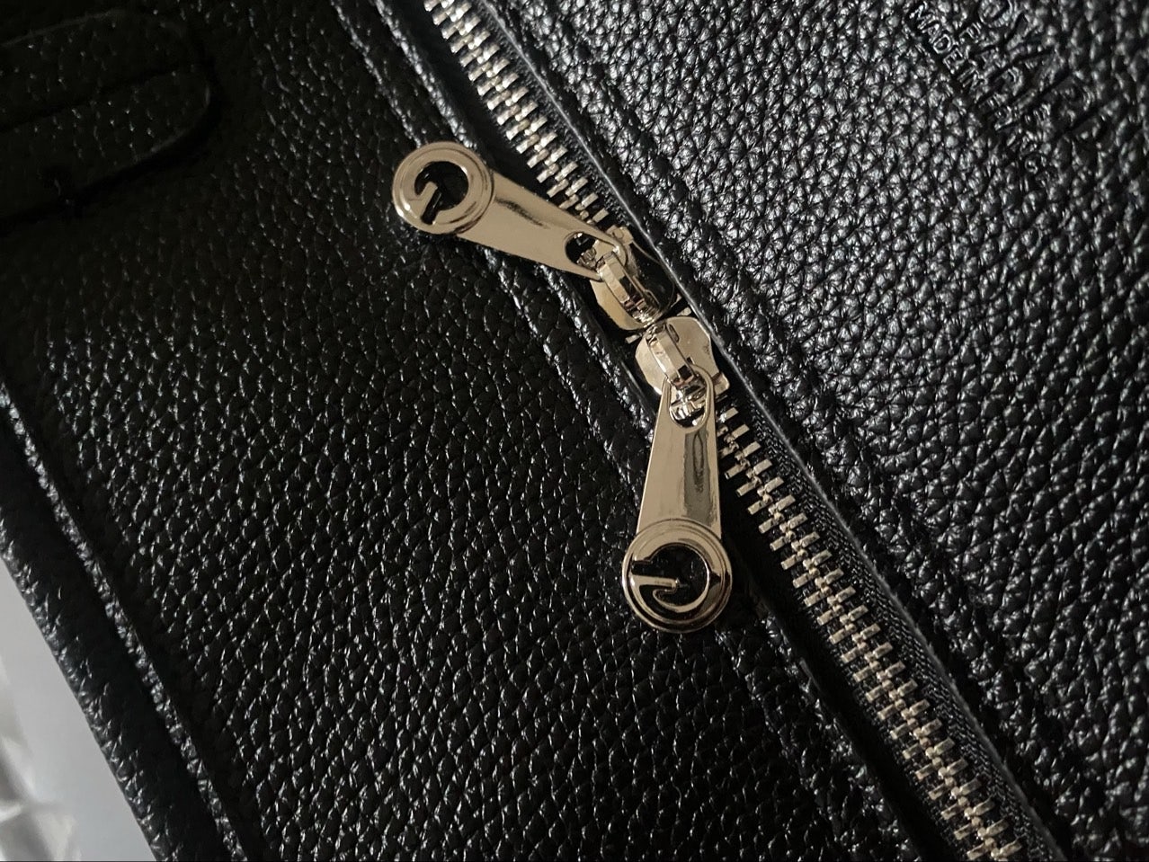 9_0fdUd018svch4zajsidfla6_ufr0z8.jpg 9_0fdUd018svch4zajsidfla6_ufr0z8.jpg