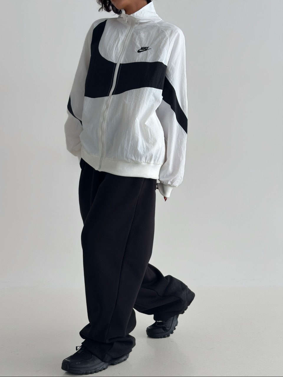 8_1b0Ud018svckfyfg1p809ud_fafp62.jpg?type=e1920_std