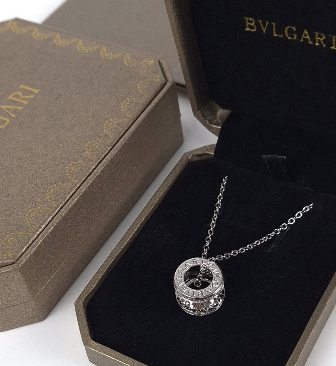 f_a44Ud018svctduzuzgk4i0k_413zjm.jpg f_a44Ud018svctduzuzgk4i0k_413zjm.jpg