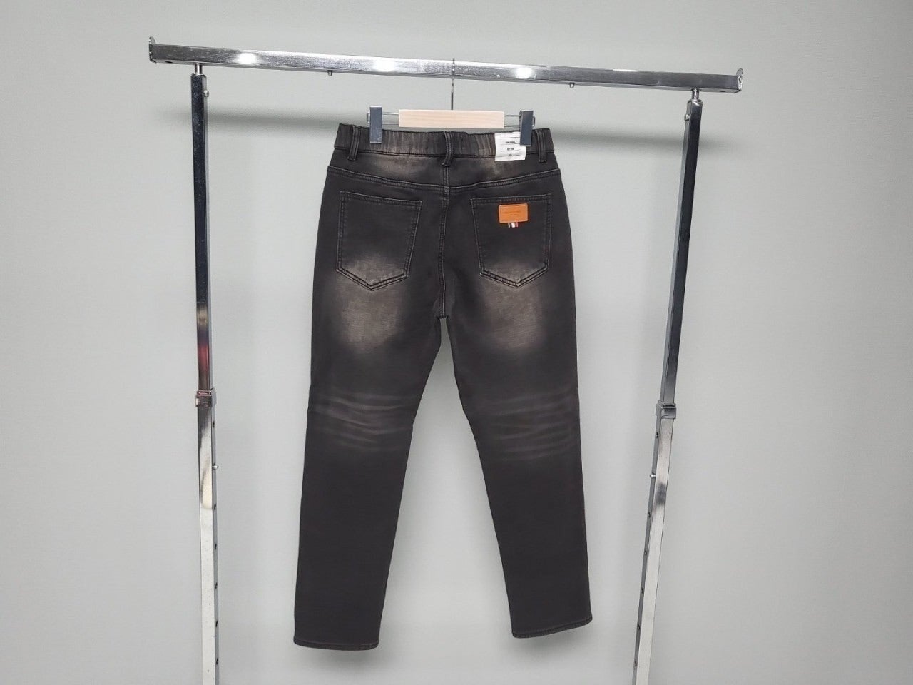 a_5e8Ud018svc15gb5uck950xg_4144s3.jpg a_5e8Ud018svc15gb5uck950xg_4144s3.jpg