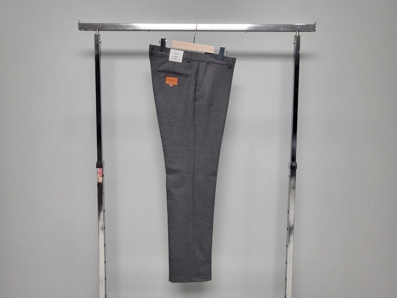 a_9e7Ud018svc10ilpdft0zv6f_4144s3.jpg a_9e7Ud018svc10ilpdft0zv6f_4144s3.jpg