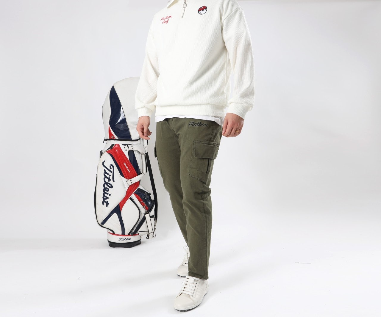 4_2j8Ud018svc13rpmxscsviaz_fafp62.jpg?type=e1920_std