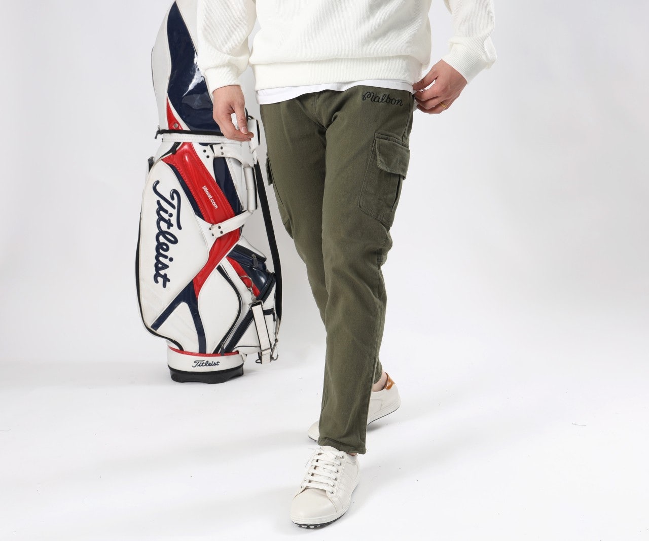 3_6j8Ud018svc1wn46pix9luzx_fafp62.jpg?type=e1920_std