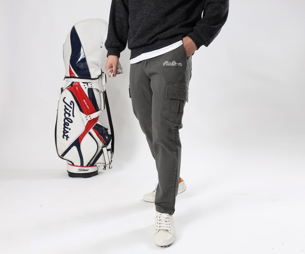 2_bj8Ud018svcoqmiz2u3xczx_fafp62.jpg?type=e1920_std