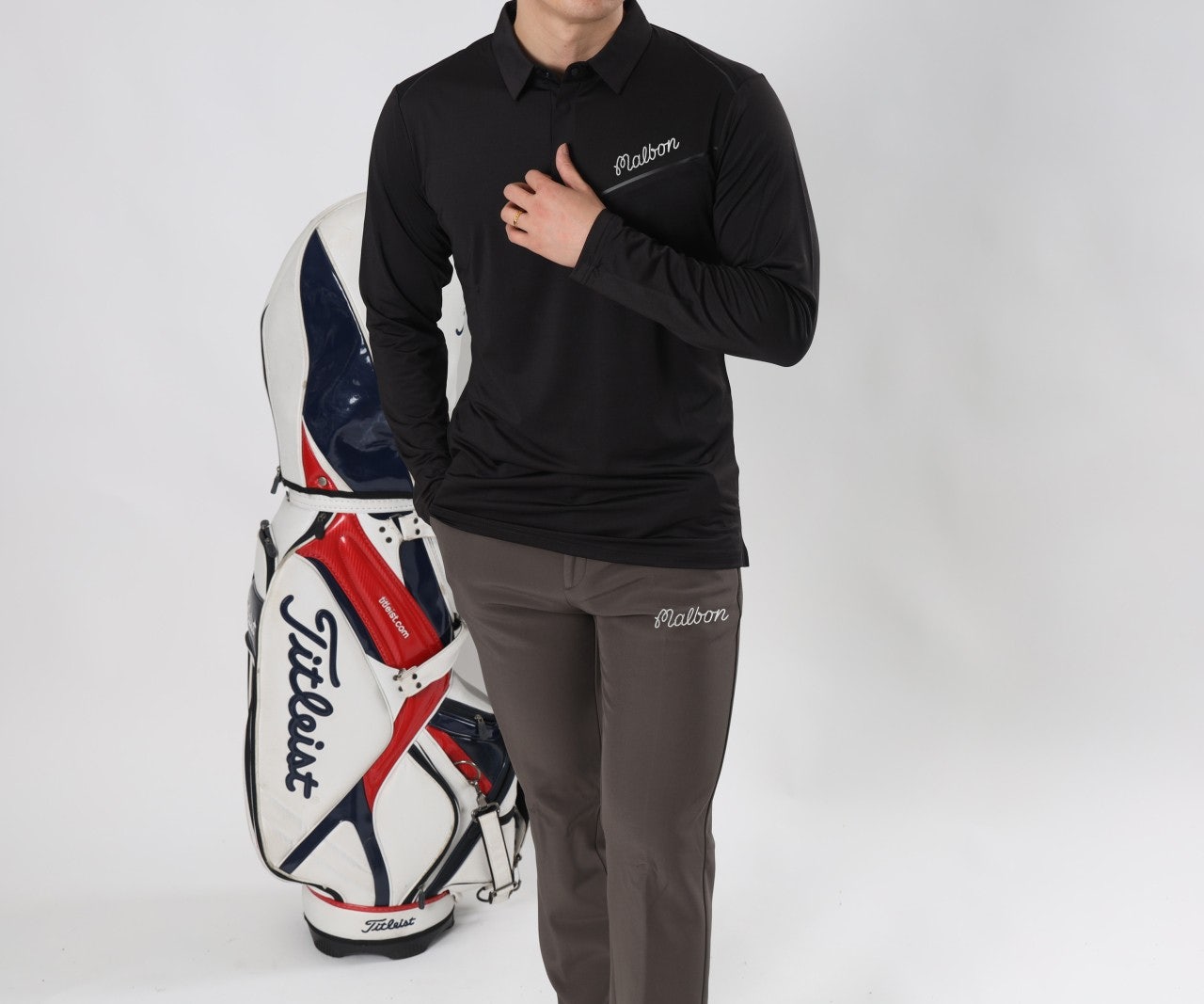 b_7j8Ud018svc1j5h6wv62ynrd_fafp62.jpg?type=e1920_std