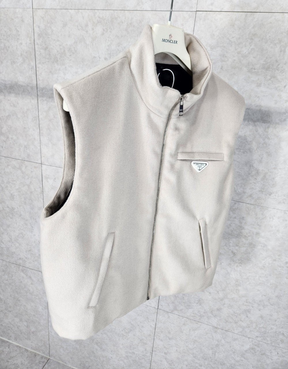 b_641Ud018svc1ak667jgoia8b_4144s3.jpg b_641Ud018svc1ak667jgoia8b_4144s3.jpg