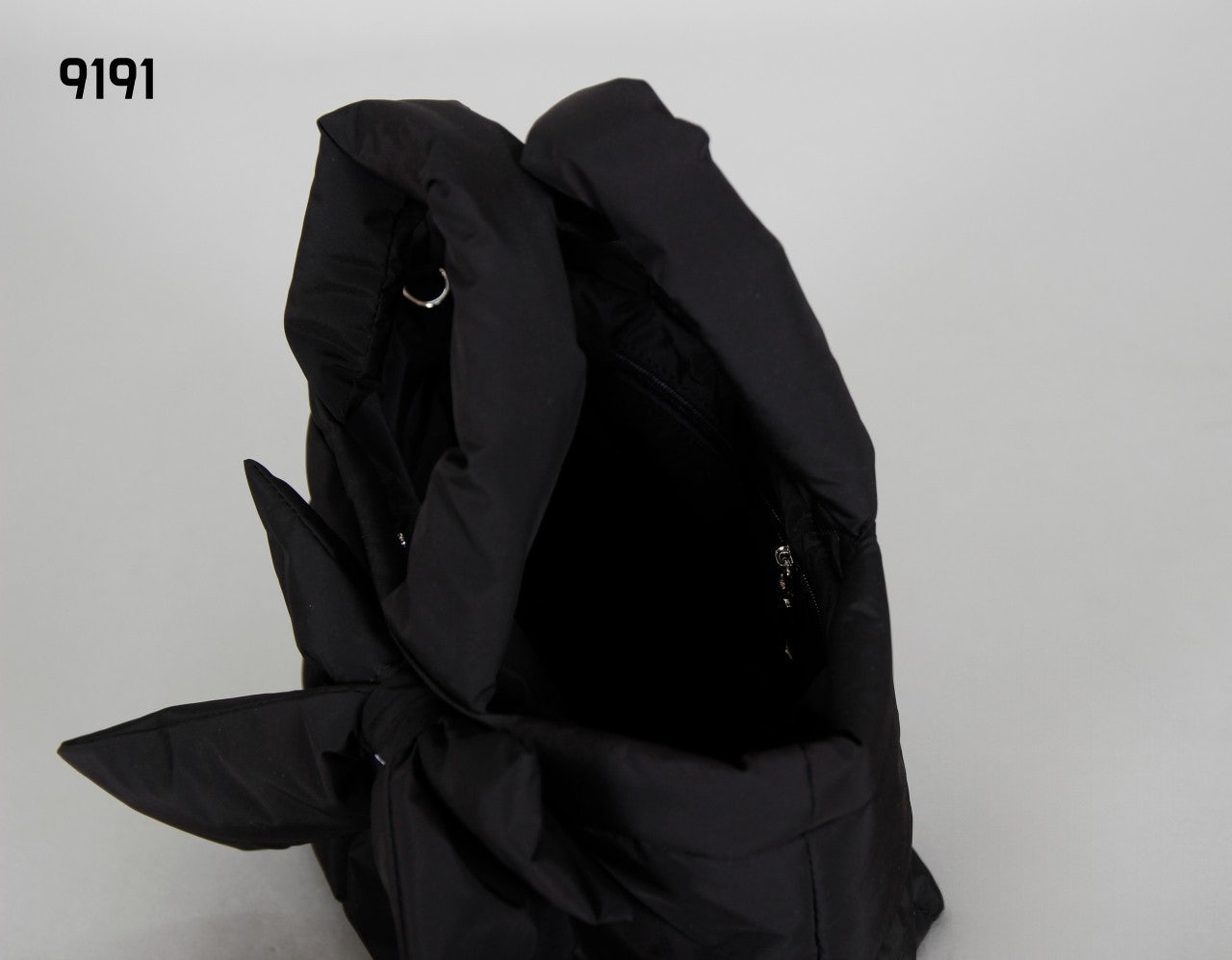 c_390Ud018svc1rxwejpr5i8rb_bss50w.jpg?type=e1920_std