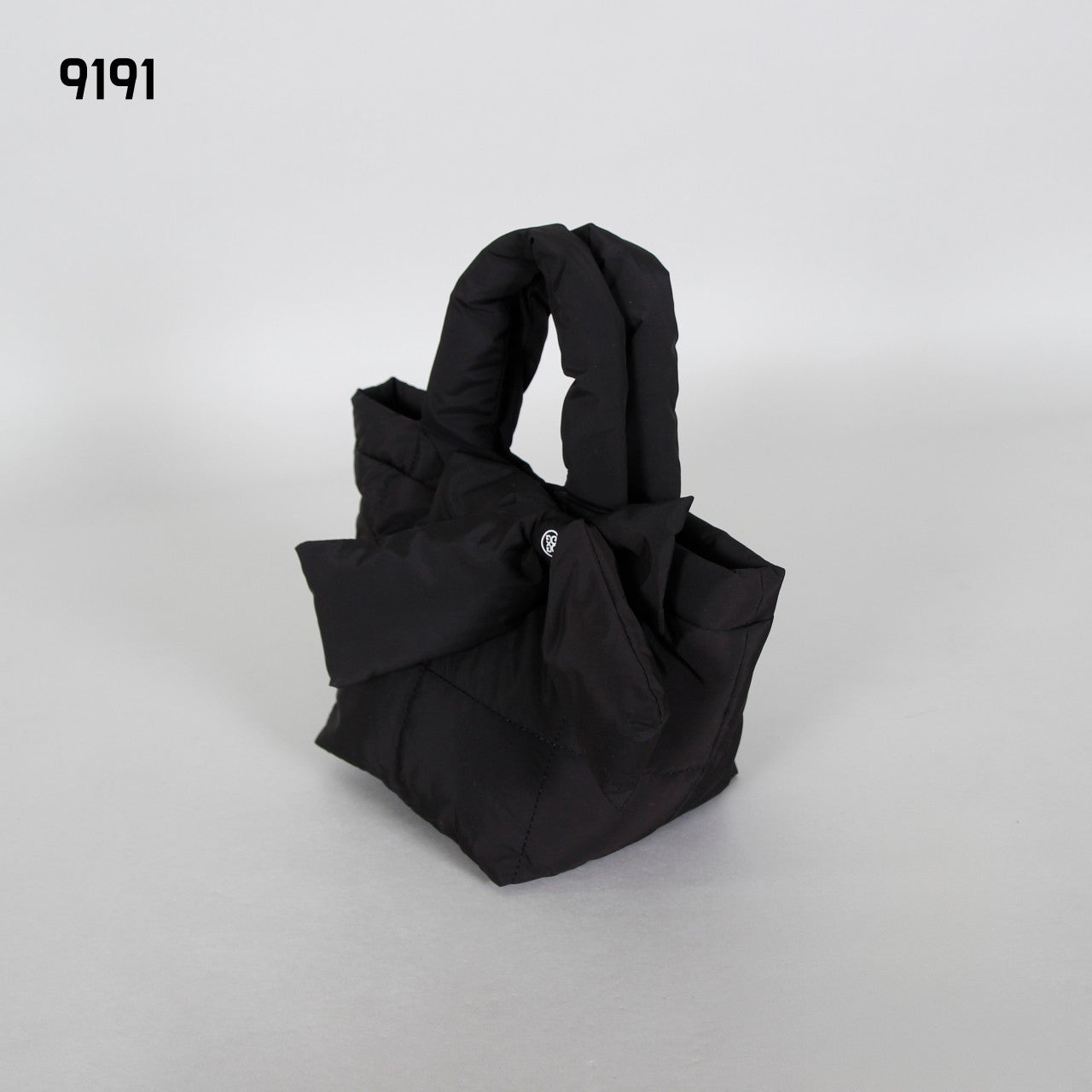 c_290Ud018svc1qbeqsu2097rh_bss50w.jpg?type=e1920_std