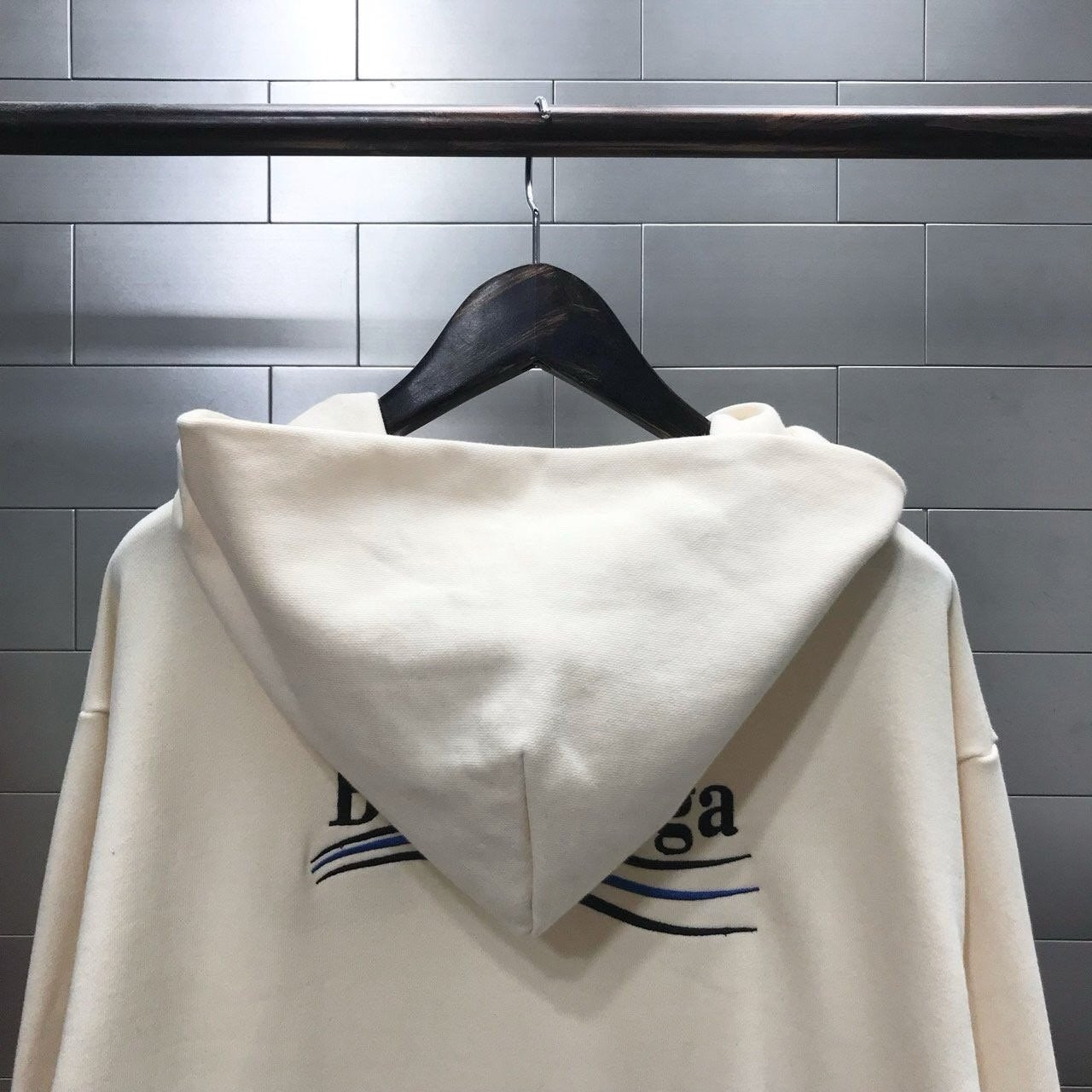 8_cabUd018svc1xg25ird61e9p_4144s3.jpg 8_cabUd018svc1xg25ird61e9p_4144s3.jpg