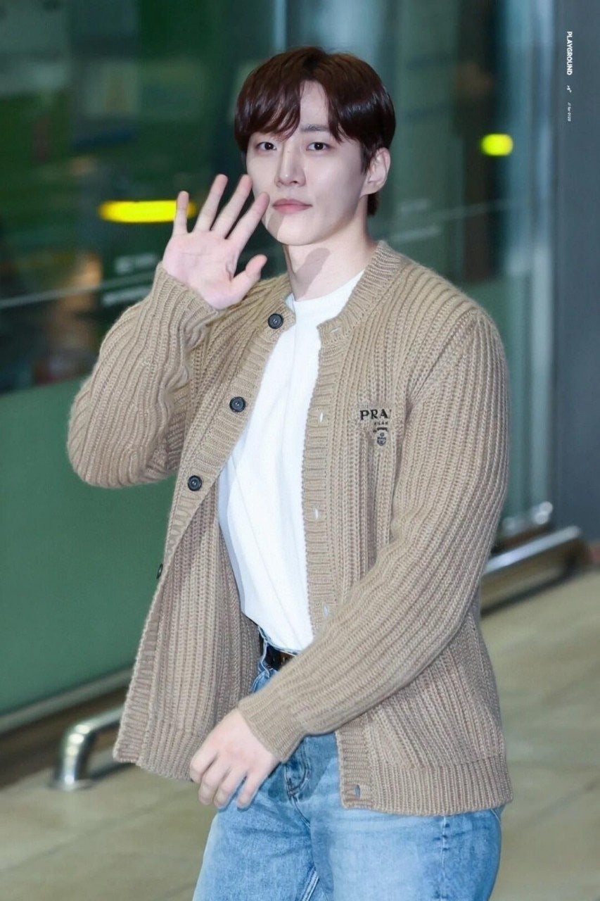 5_819Ud018svcoo4phnmdm4c2_48xg9.jpg 5_819Ud018svcoo4phnmdm4c2_48xg9.jpg