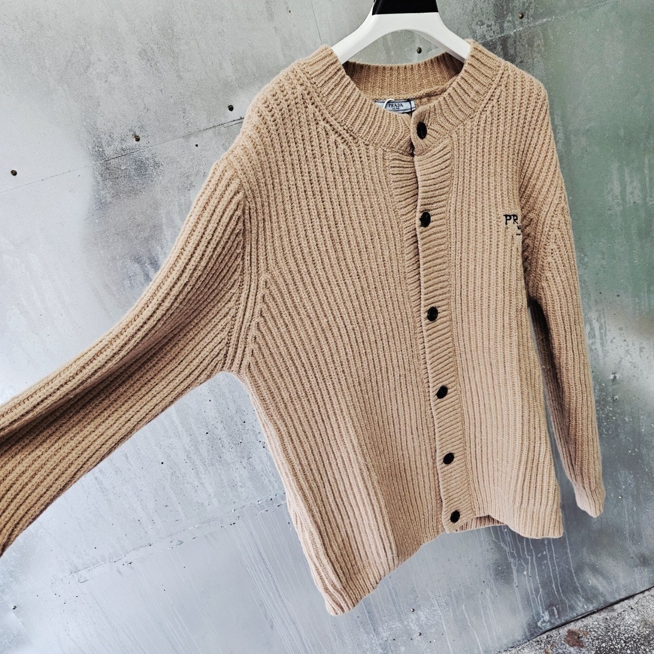 5_h19Ud018svc94uj5058zg8x_48xg9.jpg 5_h19Ud018svc94uj5058zg8x_48xg9.jpg