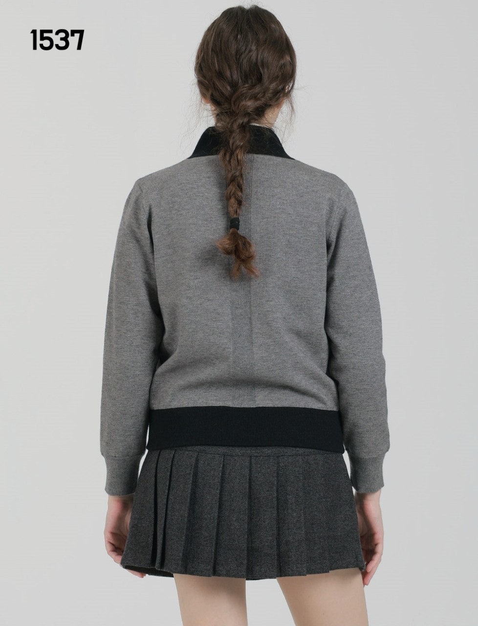 i_2a9Ud018svcx6tffxdv1k5o_bss50w.jpg?type=e1920_std