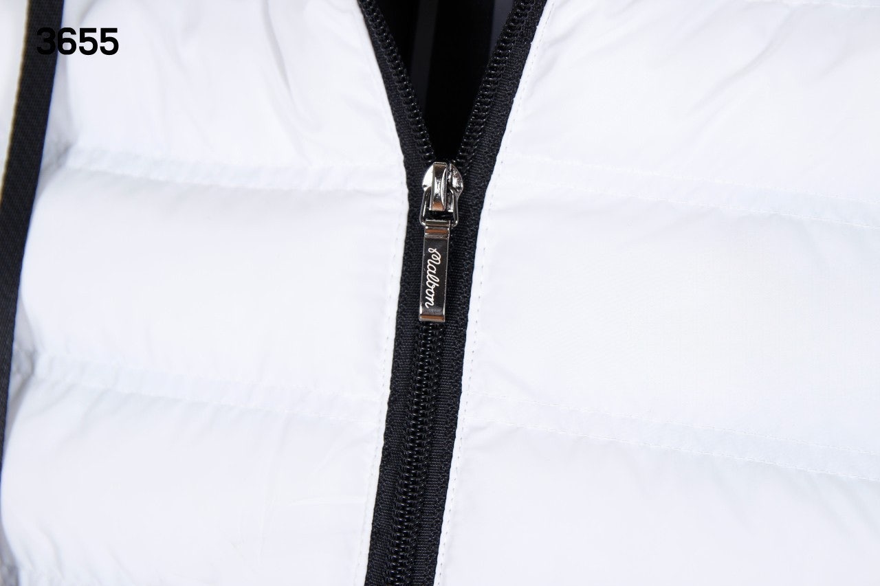 1_b0aUd018svc45y508l10ynu_bss50w.jpg?type=e1920_std