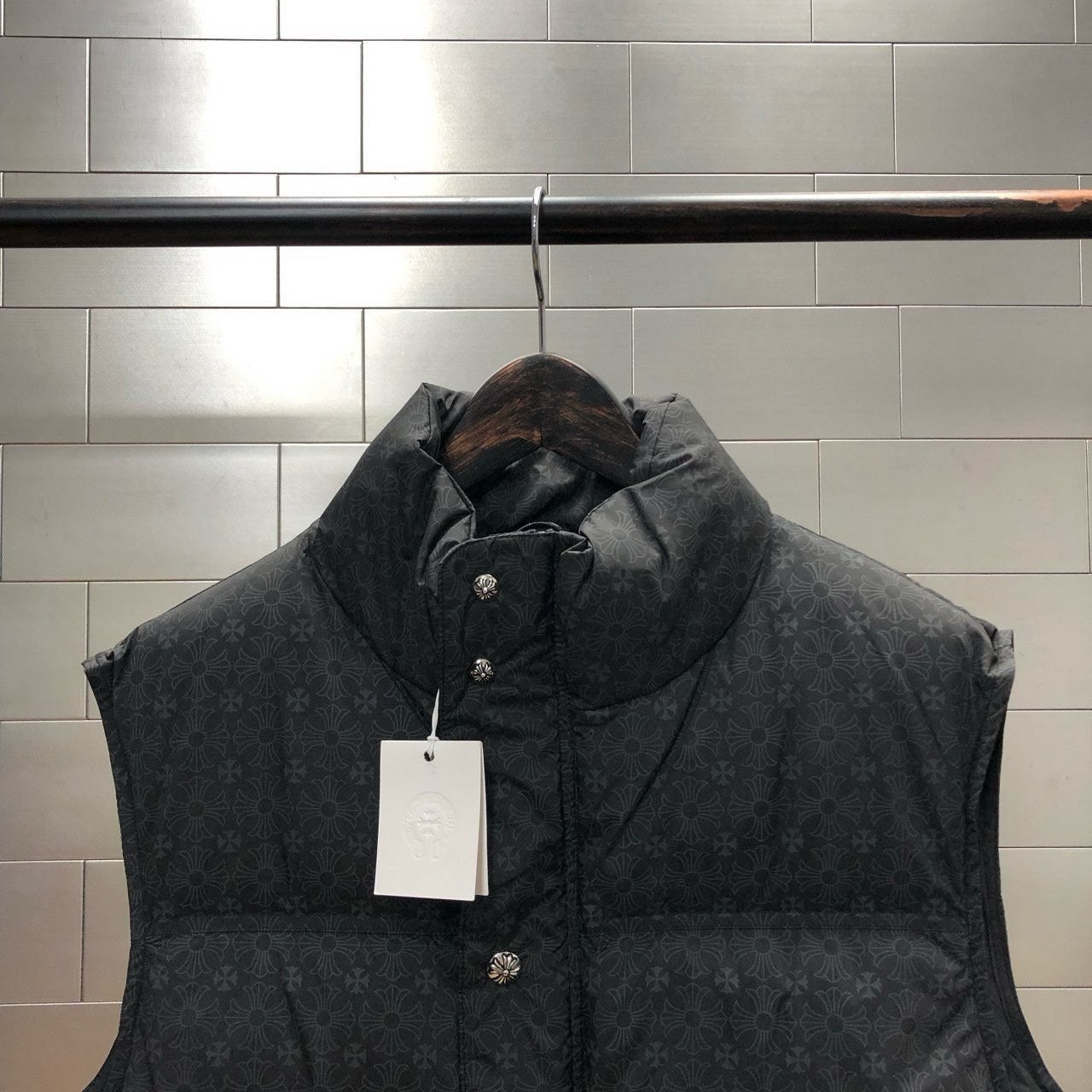 8_463Ud018svc1c4r7p1v1kayg_4144s3.jpg 8_463Ud018svc1c4r7p1v1kayg_4144s3.jpg