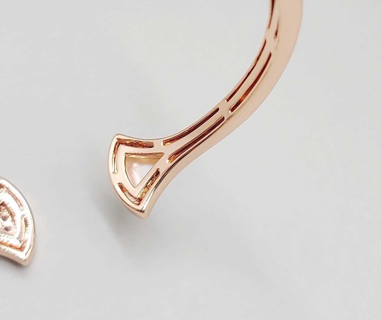 g_386Ud018svchvke05ltimno_413zjm.jpg g_386Ud018svchvke05ltimno_413zjm.jpg