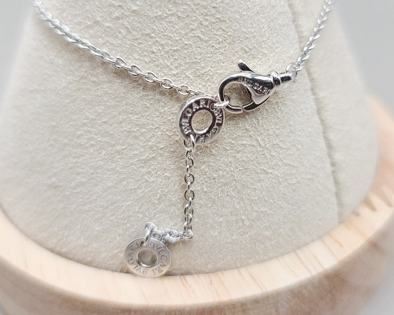 5_07gUd018svc6upd97cuiw0l_413zjm.jpg 5_07gUd018svc6upd97cuiw0l_413zjm.jpg