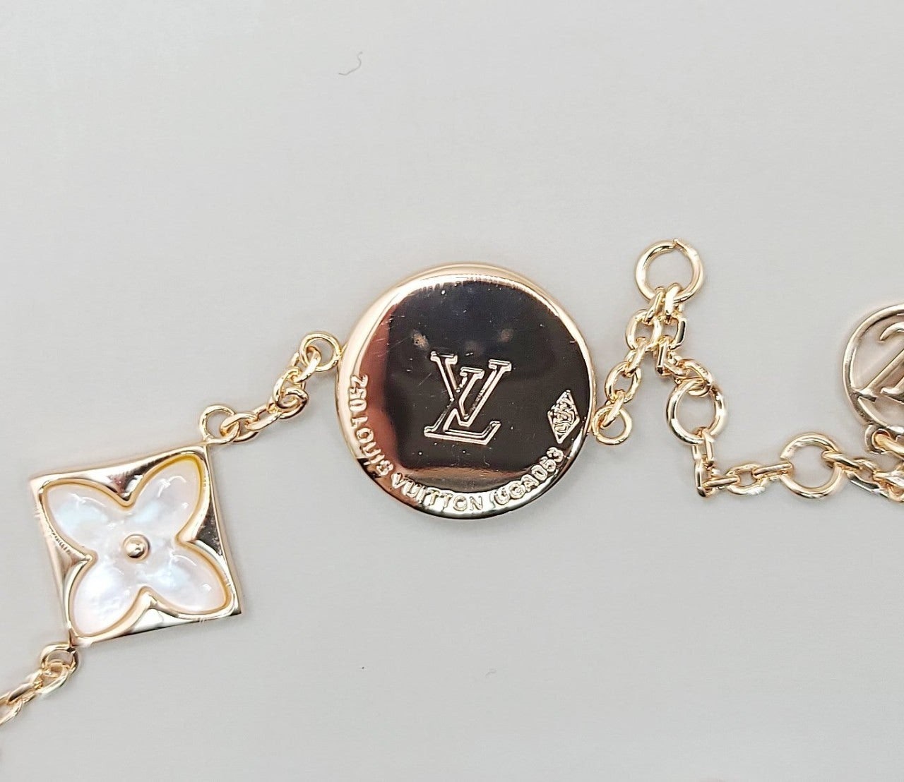 8_c6gUd018svc1pxihm6tm9utx_413zjm.jpg 8_c6gUd018svc1pxihm6tm9utx_413zjm.jpg