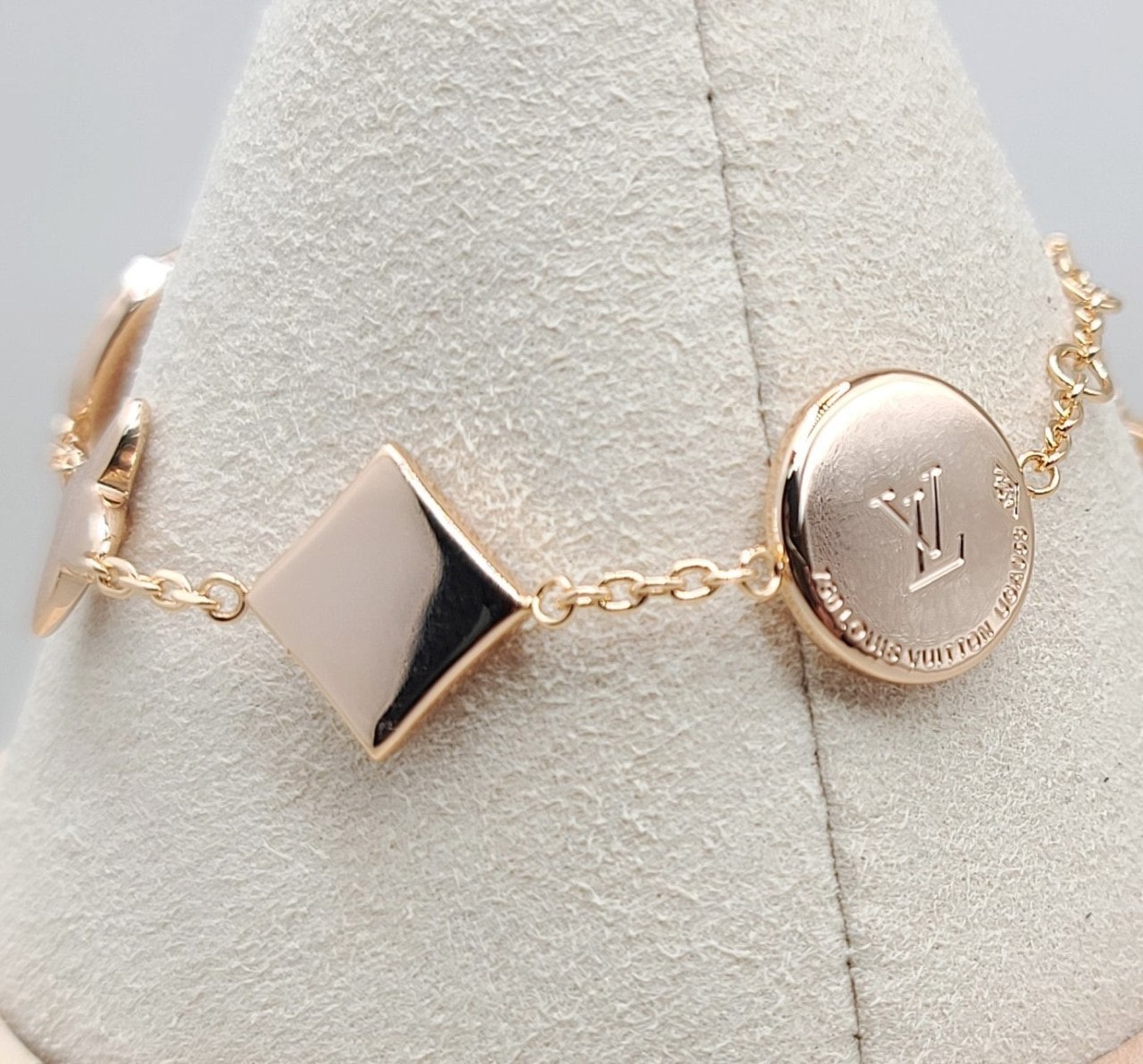 8_76gUd018svc12bosfuchmuje_413zjm.jpg 8_76gUd018svc12bosfuchmuje_413zjm.jpg