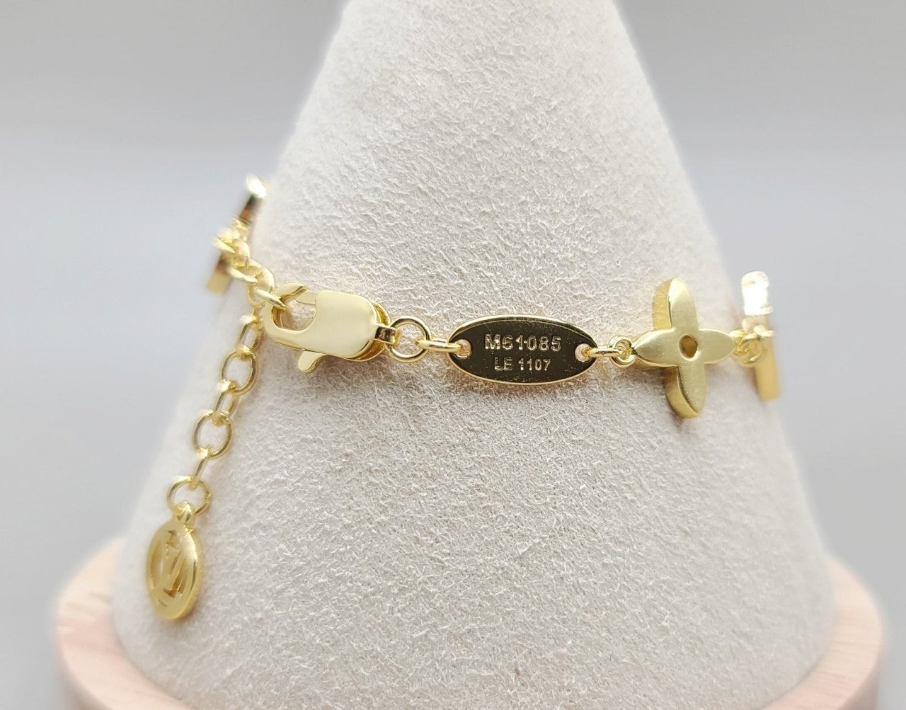 4_f6fUd018svcimglpffmotxv_413zjm.jpg 4_f6fUd018svcimglpffmotxv_413zjm.jpg