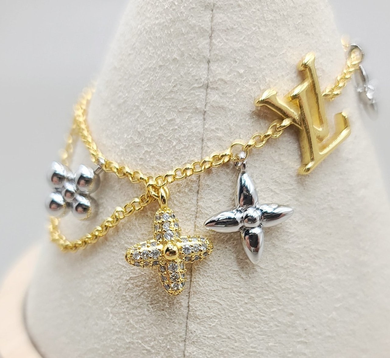 1_66eUd018svc1qky28fsdh6jx_413zjm.jpg 1_66eUd018svc1qky28fsdh6jx_413zjm.jpg