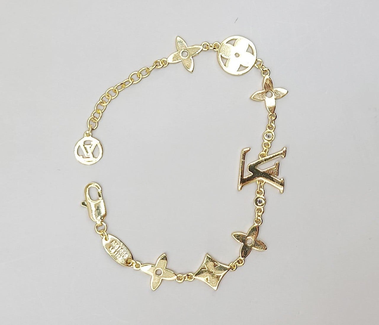 5_16fUd018svcmh1unvh04frd_413zjm.jpg 5_16fUd018svcmh1unvh04frd_413zjm.jpg