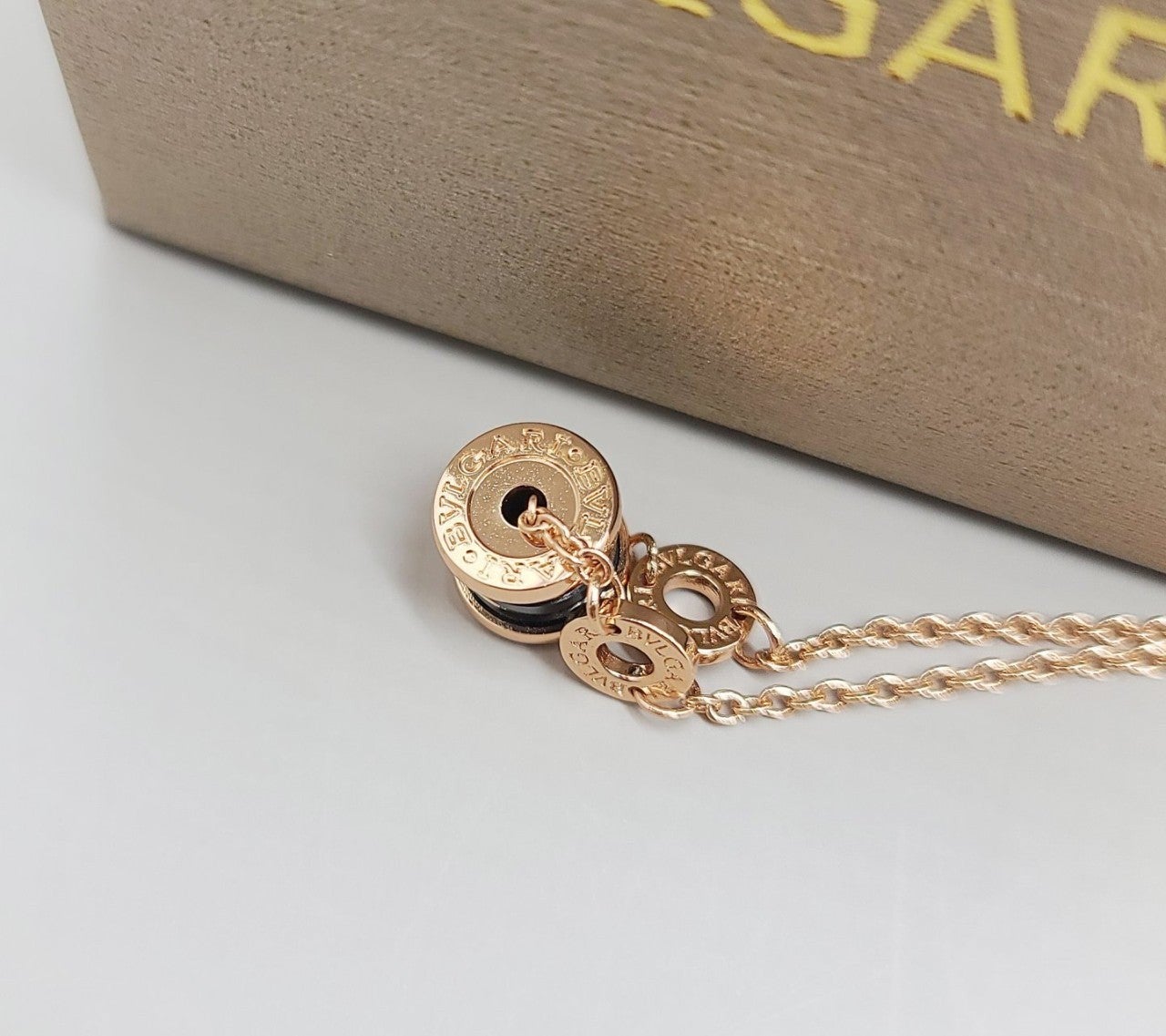 8_27hUd018svc1s176aie3dq90_413zjm.jpg 8_27hUd018svc1s176aie3dq90_413zjm.jpg