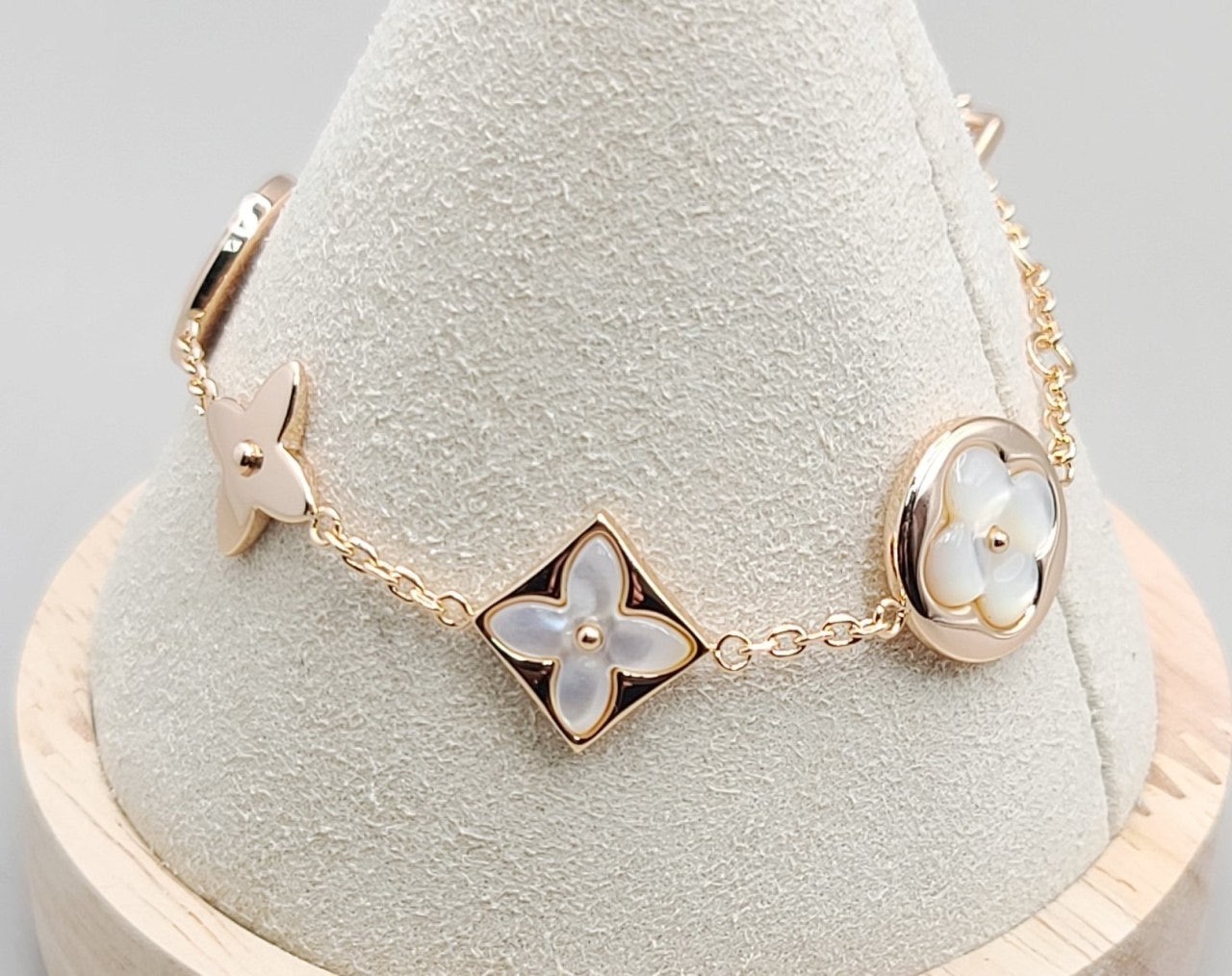 7_h6gUd018svc15p20miv23lk8_413zjm.jpg 7_h6gUd018svc15p20miv23lk8_413zjm.jpg