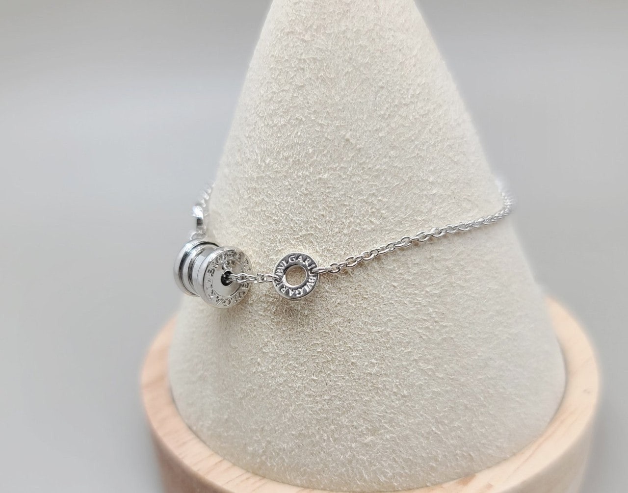 4_g7gUd018svclylatpucf0wq_413zjm.jpg 4_g7gUd018svclylatpucf0wq_413zjm.jpg