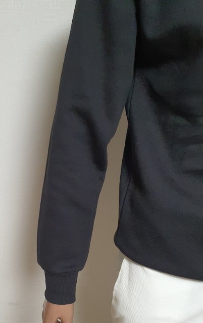 9_2caUd018svc51m4e9nc430h_2yoep7.jpg?type=e1920_std