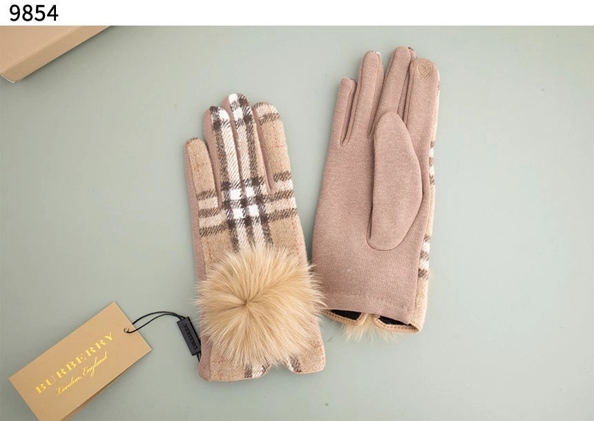 j_44aUd018svc18ow8k1linr6l_evzsoc.jpg?type=e1920_std