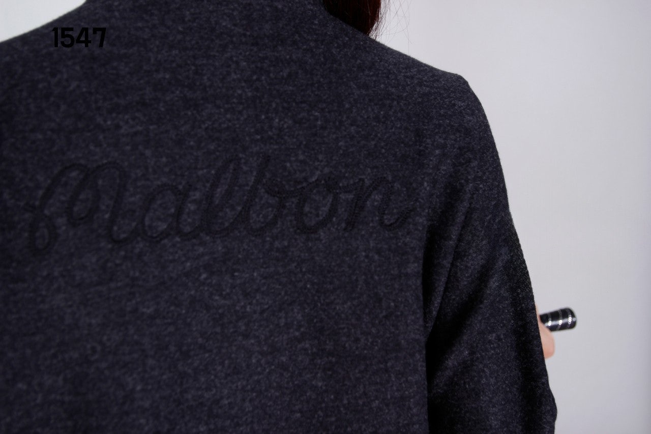 h_bbgUd018svc1dh5mgw6qakur_bss50w.jpg?type=e1920_std