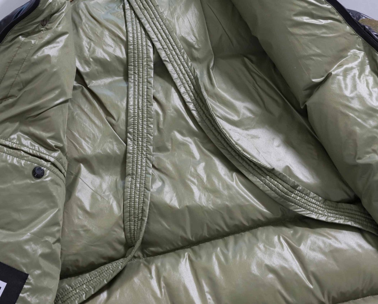 1_270Ud018svc19885vsypim07_ew4xzd.jpg?type=e1920_std