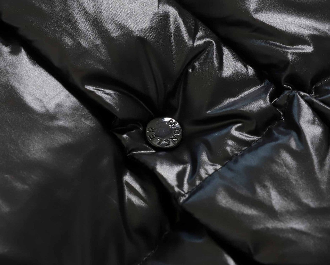 0_d70Ud018svc3z6qfkvz17f6_ew4xzd.jpg?type=e1920_std