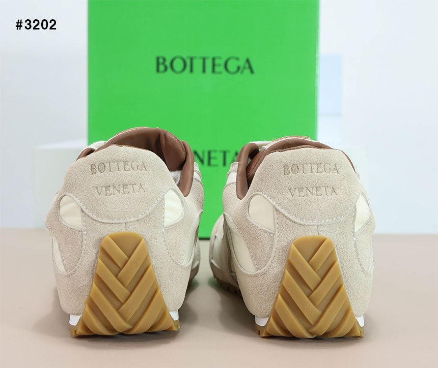 j_ajaUd018svc106jqozucbo4e_ei41w3.jpg j_ajaUd018svc106jqozucbo4e_ei41w3.jpg