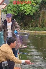 곡소리는 역시 거칠어