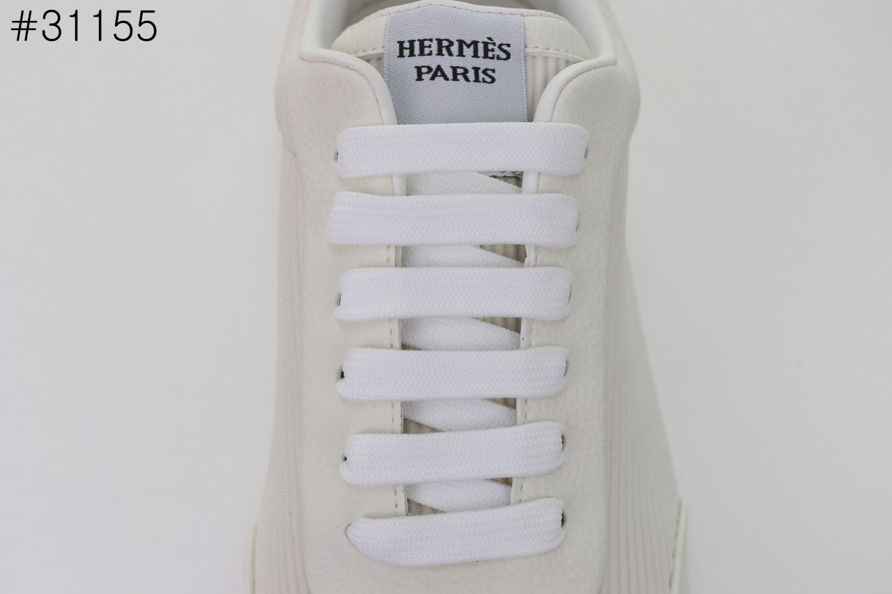 1_4h2Ud018svc14yvfk9f0zv6a_31en2j.jpg?type=e1920_std