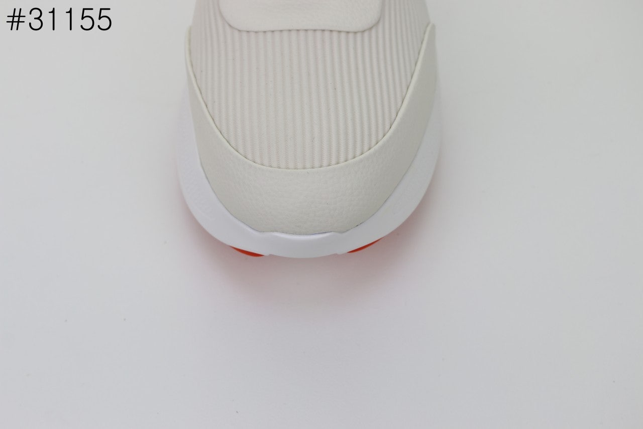 1_0h2Ud018svc12sx058wrs5v5_31en2j.jpg?type=e1920_std