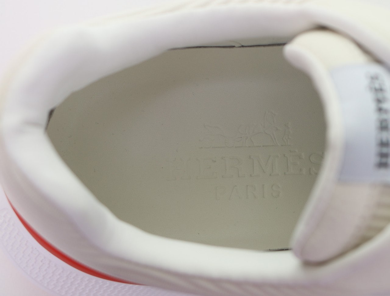 j_0h2Ud018svc1uuq76sp05nxb_31en2j.jpg?type=e1920_std