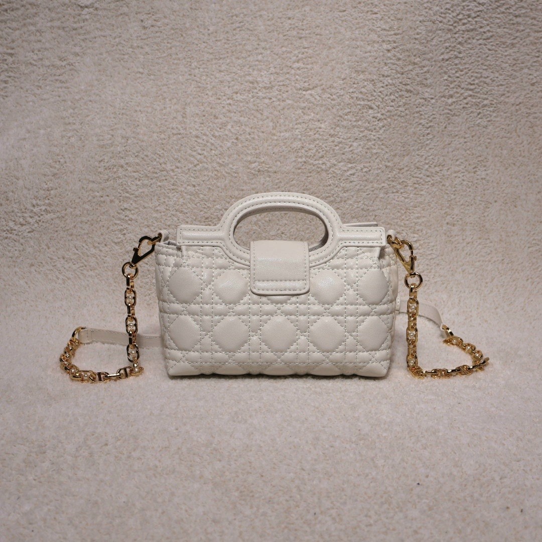 a_7j1Ud018svcfdr9ugxmmsd7_haav5p.jpg a_7j1Ud018svcfdr9ugxmmsd7_haav5p.jpg