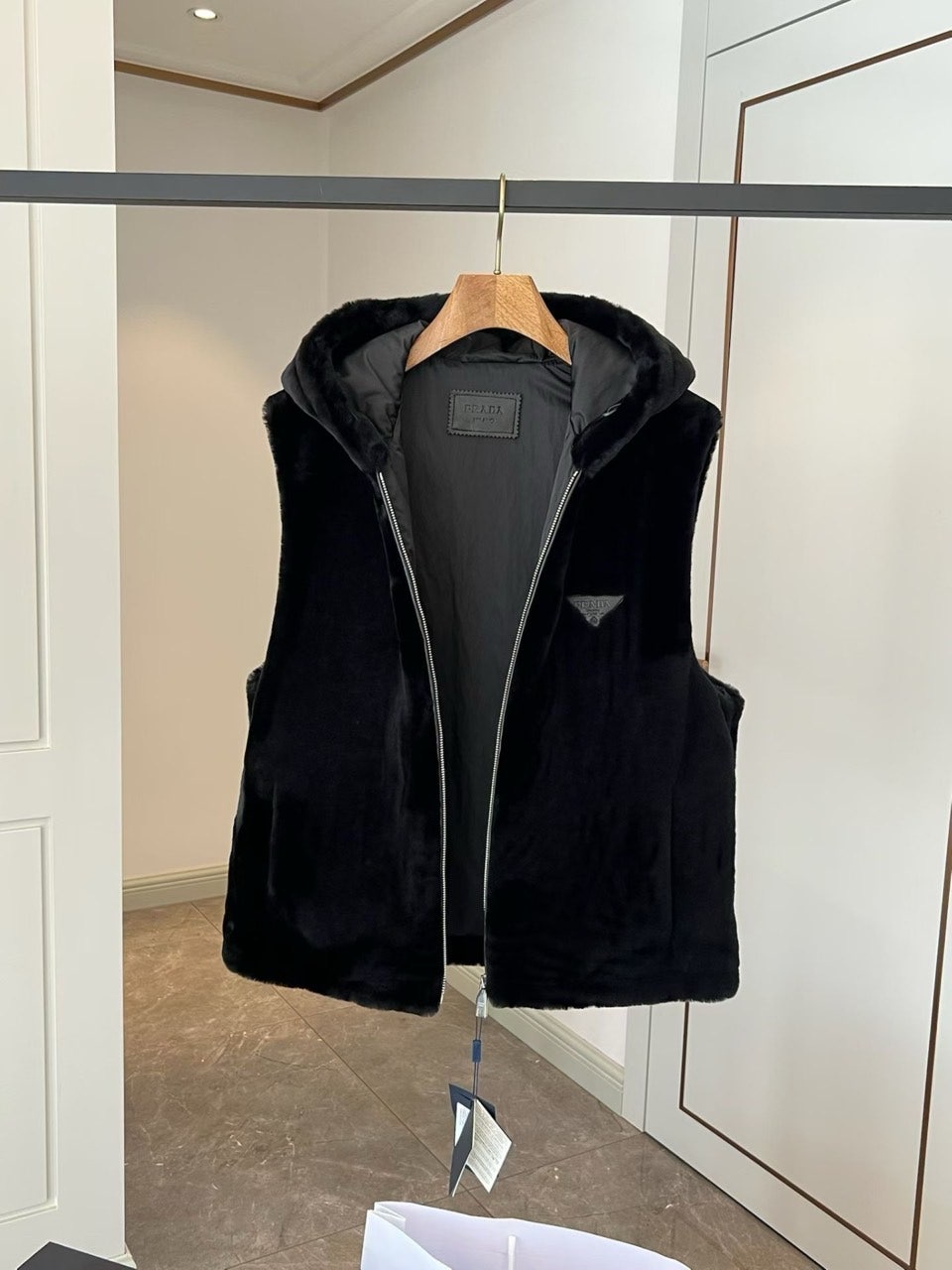 e_6c7Ud018svc8zvbz33rd9ds_fbhe4u.jpg e_6c7Ud018svc8zvbz33rd9ds_fbhe4u.jpg