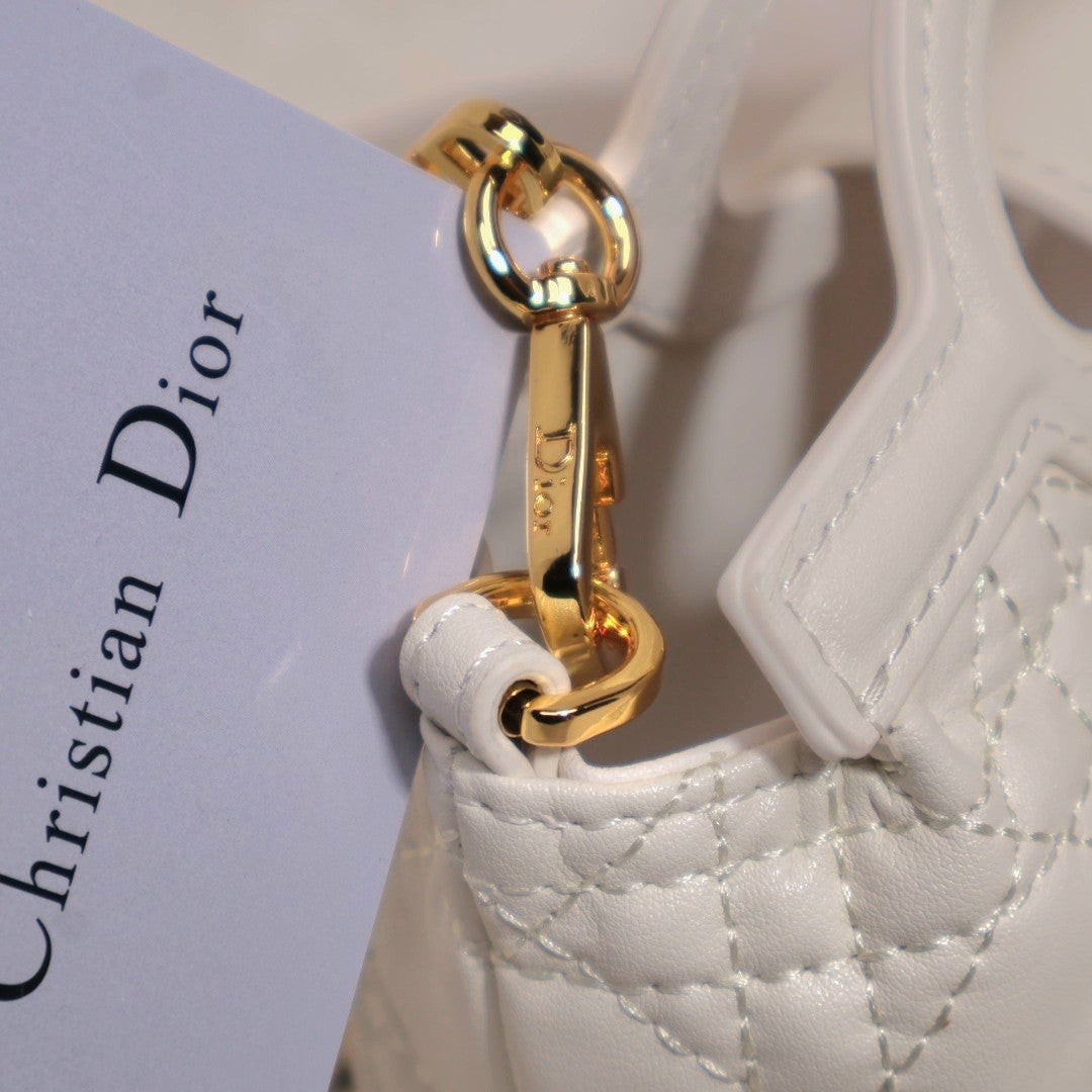 9_ij1Ud018svcp94hx6r2e5px_haav5p.jpg 9_ij1Ud018svcp94hx6r2e5px_haav5p.jpg