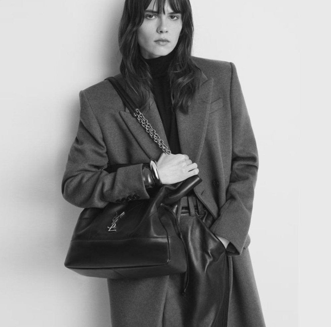 f_2bcUd018svc10t7qmvrvojyq_413zjm.jpg f_2bcUd018svc10t7qmvrvojyq_413zjm.jpg