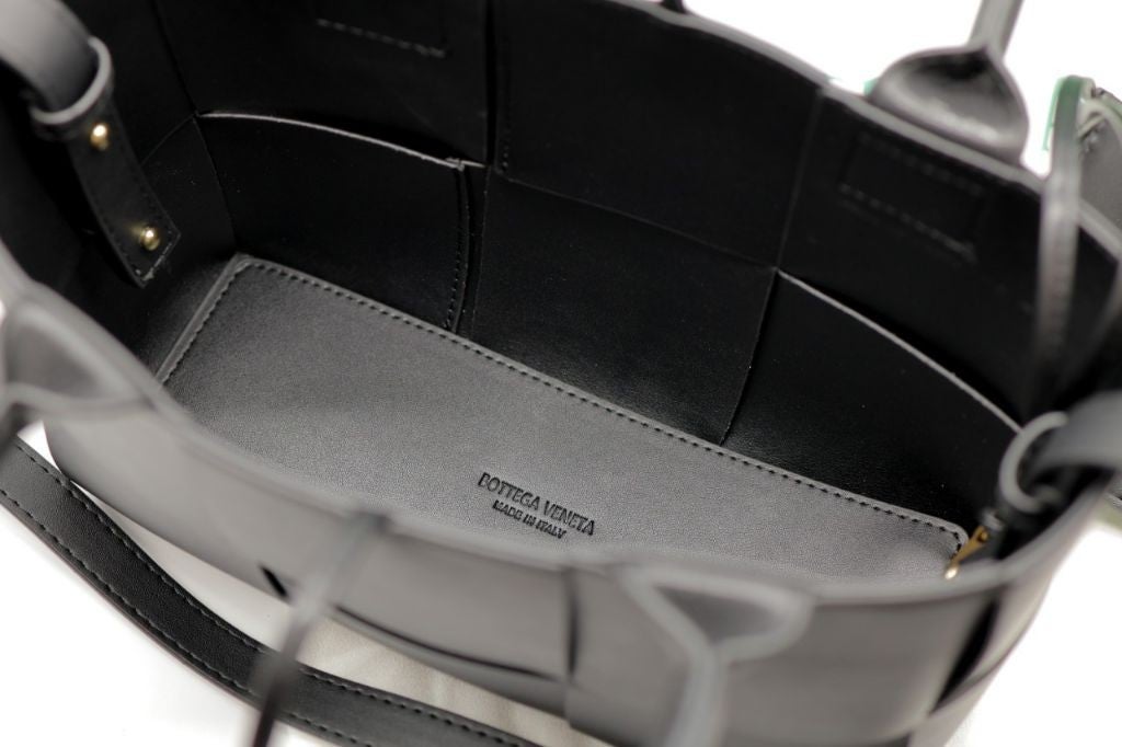 8_8e0Ud018svc1nzq8kpgkji60_b96rpd.jpg?type=e1920_std